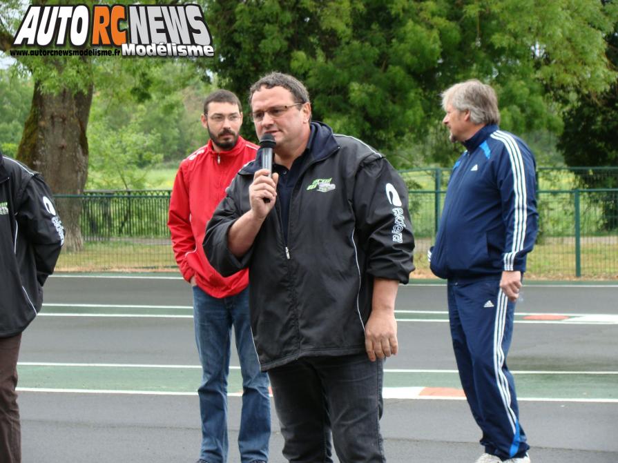 2ème CF Piste 1/5 Elite, National, FF à Angoulême sur la piste du club Arca16 les 26 et 27 avril 2014.
