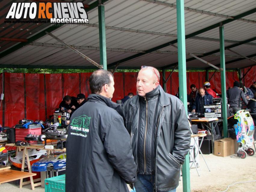 2ème CF Piste 1/5 Elite, National, FF à Angoulême sur la piste du club Arca16 les 26 et 27 avril 2014.