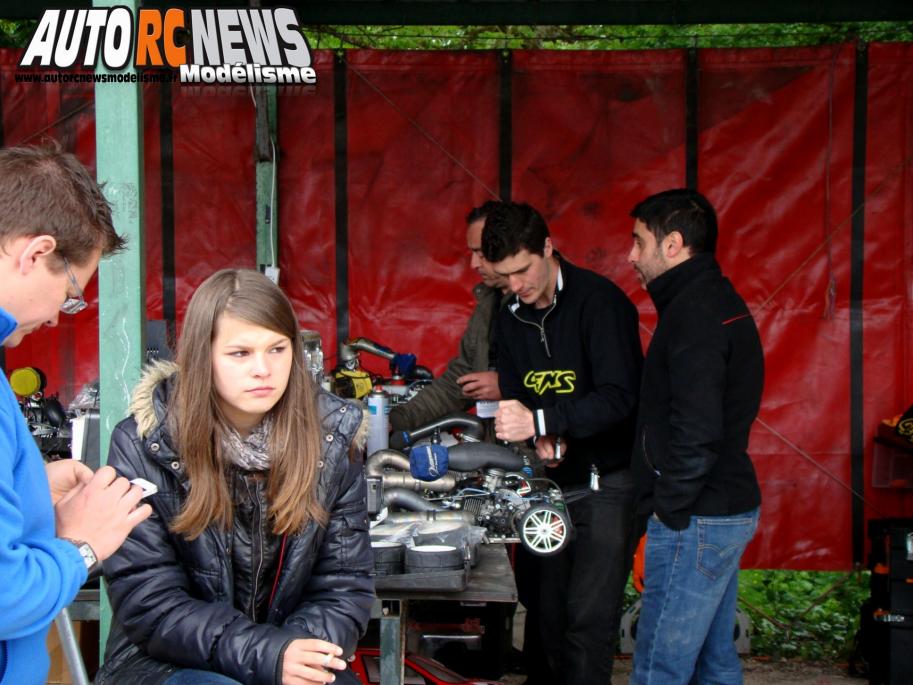 2ème CF Piste 1/5 Elite, National, FF à Angoulême sur la piste du club Arca16 les 26 et 27 avril 2014.