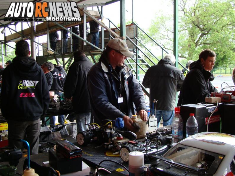 2ème CF Piste 1/5 Elite, National, FF à Angoulême sur la piste du club Arca16 les 26 et 27 avril 2014.