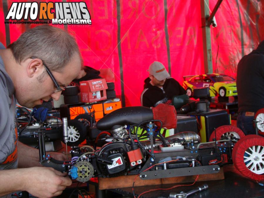2ème CF Piste 1/5 Elite, National, FF à Angoulême sur la piste du club Arca16 les 26 et 27 avril 2014.