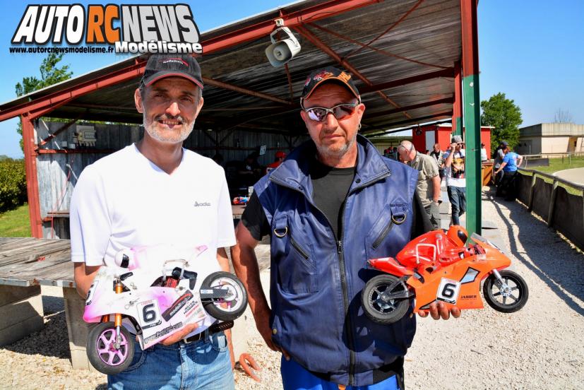 2ème CF Moto RC Monteux. compétition de motos radiocommandées qui s'est déroulée le 12 et 13 avril 2014 sur la piste jean nougier du club AMAC de monteux.