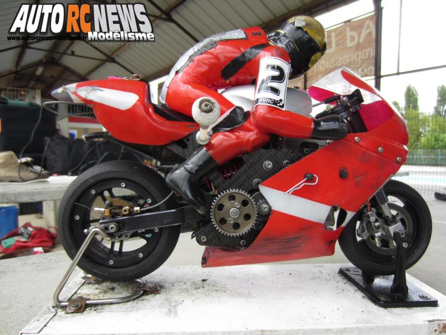 2ème CF Moto RC Longvic deuxième manche du championnat de france de motos radiocommandées à longvic. modélisme moto rc
