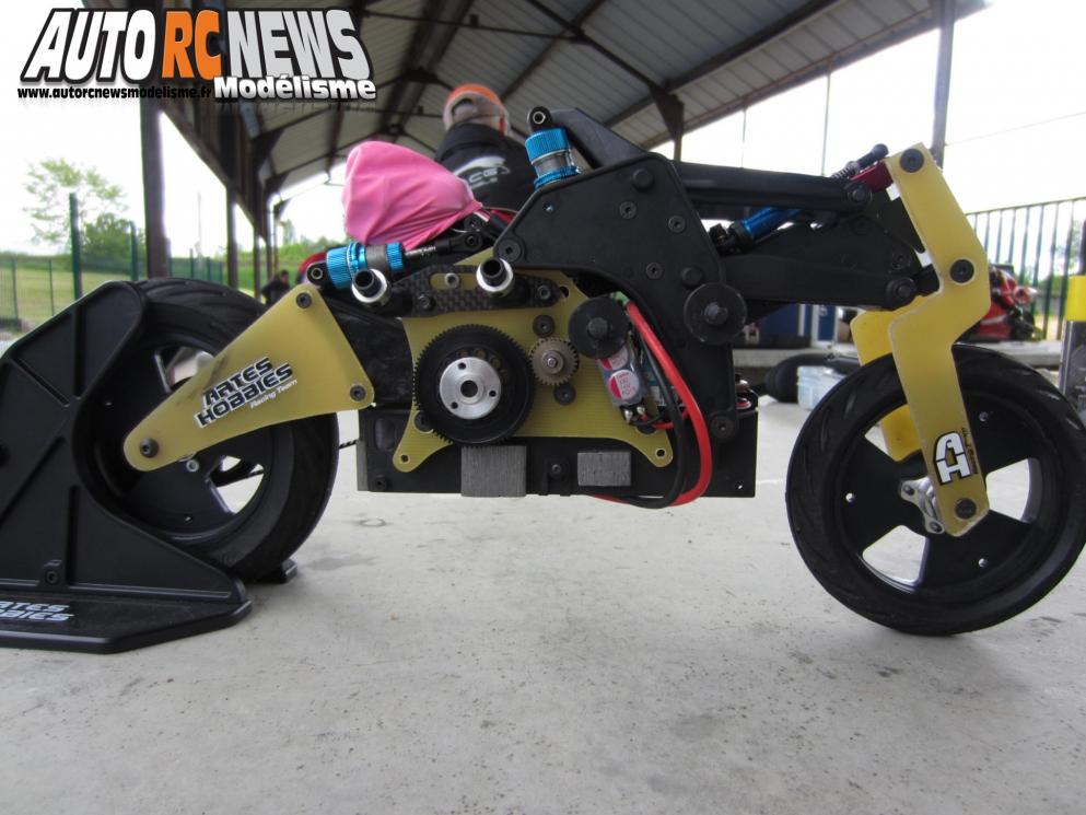2ème CF Moto RC Longvic deuxième manche du championnat de france de motos radiocommandées à longvic. modélisme moto rc