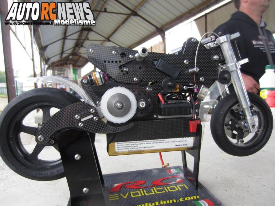 2ème CF Moto RC Longvic deuxième manche du championnat de france de motos radiocommandées à longvic. modélisme moto rc