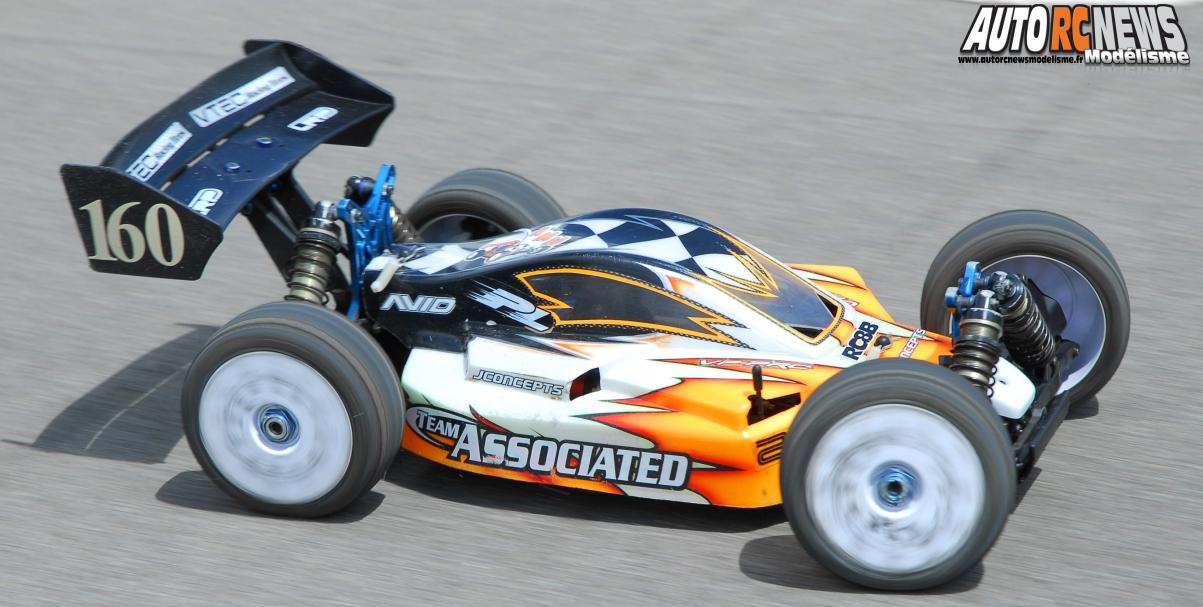troisième manche du challenge hpi tour à orange. modélisme auto radiocommandé. troisième manche du challenge hpi tour à orange. modélisme auto radiocommandé.