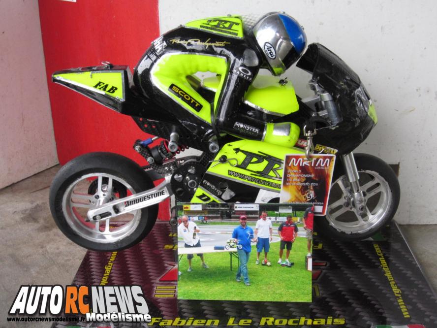 1ère CF Moto RC Mâcon première manche du championnat de france de motos radiocommandées à mâcon. modelisme moto rc