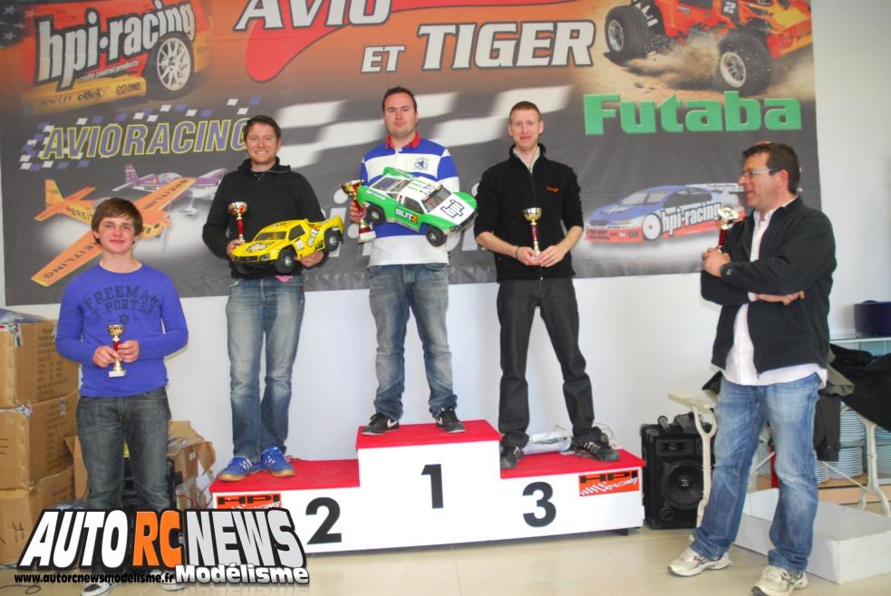 Challenge HPI Tour Orange 2ème manche 2013 compétition de modélisme radiocommandé hpi à orange dans le cadre du challenge hpi tour