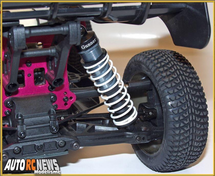 Gunner RTR 1/8 MHD Pro voiture de modélisme tout terrain à l'échelle 1/8ème propulsée par un moteur thermique de 3,5 cm3