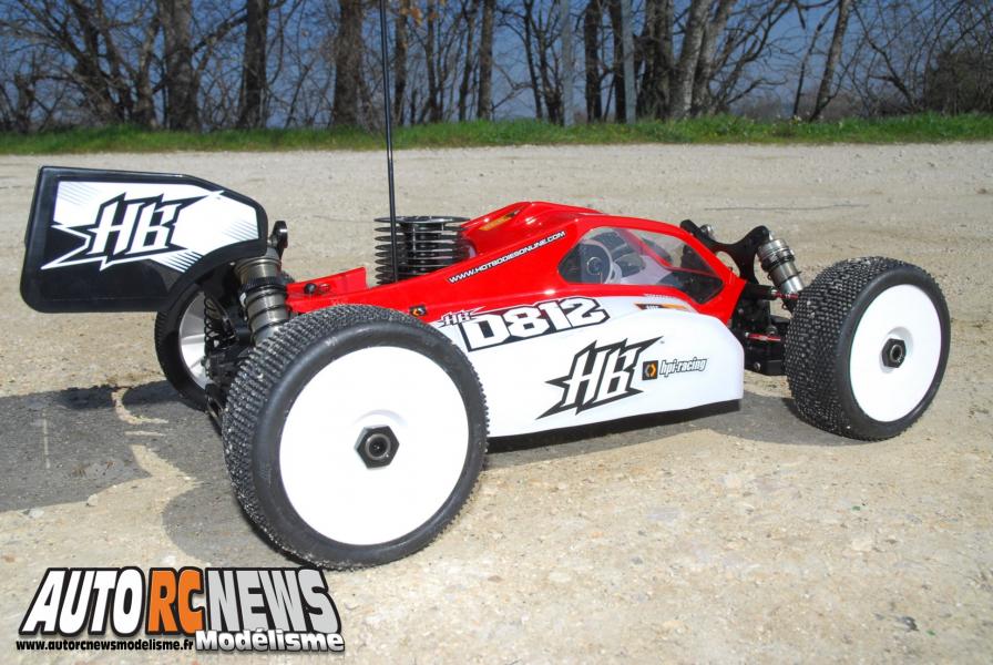 HB D812 Kit nouveau D812 hot bodies. TT thermique de compétition à l'échelle 1/8ème déjà auréolé d'une 2ème et d'une 3ème places aux derniers championnat du monde 2012 d'Argentine à buenos aires.