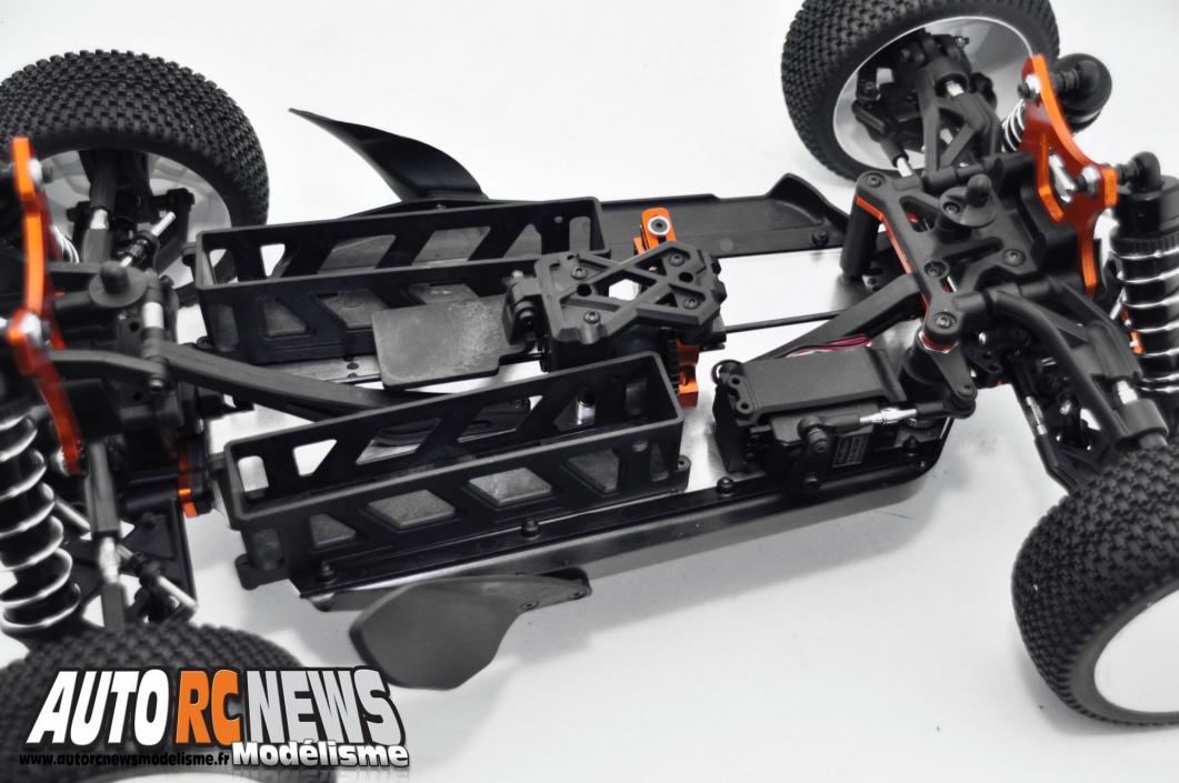 Hobao Hyper SSe Brushless RTR Nouveau TT 1/8ème électrique brushless Hobao sur base Hyper SS, avec un moteur brushless et des accus Li-po.