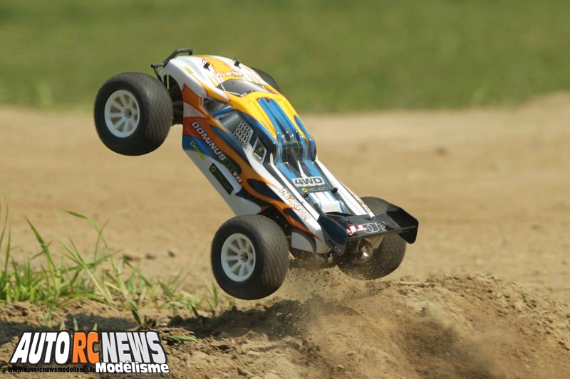 Le Fabricant Helion nous présente en avant première du salon de Nuremberg le nouveau Dominus 10 TR RTR. Un nouveau TT électrique brushless à l'échelle 1/10ème.