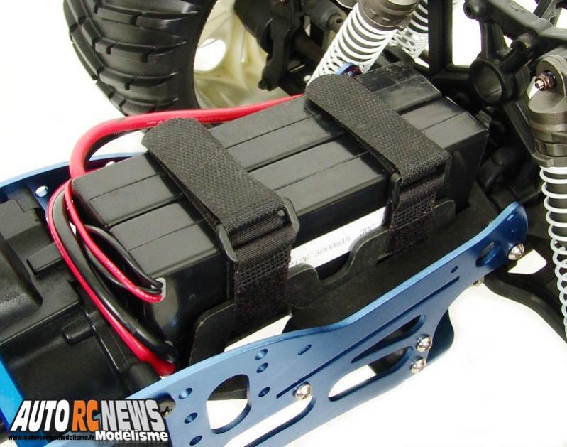 Le nouveau Genesis GSTe 1/8 Brushless Monster Truck de chez Cen revient dans une nouvelle livrée électrique encore plus puissante.