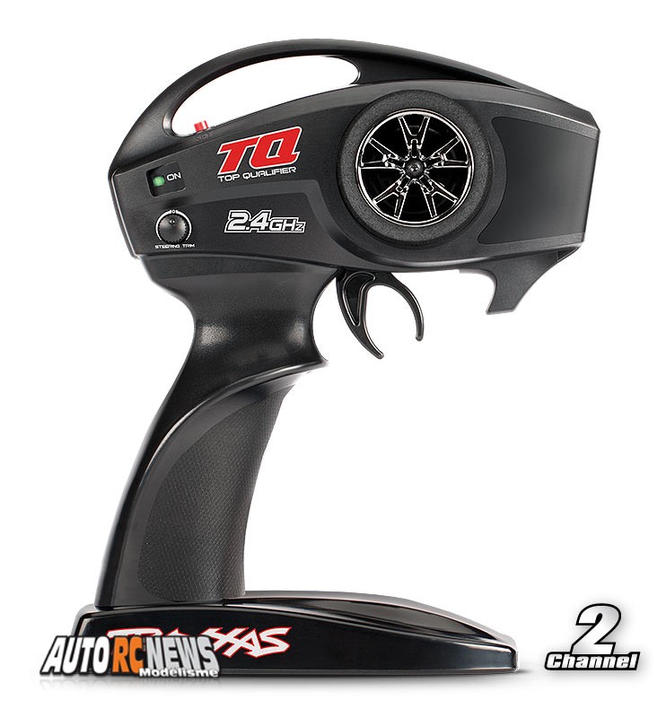 Pour ceux qui l'ignoreraient encore, l'E Revo de chez Traxxas existe aussi en version VXL à l'échelle 1/16ème.