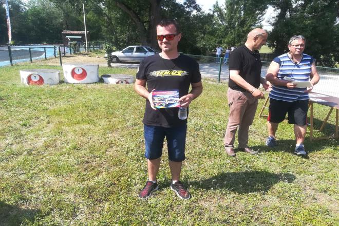 5ème cf piste 1/5 touring, gt, formule france et f1 à angoulême club arca16 les 6 et 7 juillet 2019