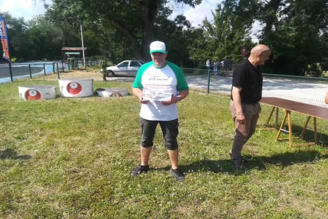 5ème cf piste 1/5 touring, gt, formule france et f1 à angoulême club arca16 les 6 et 7 juillet 2019