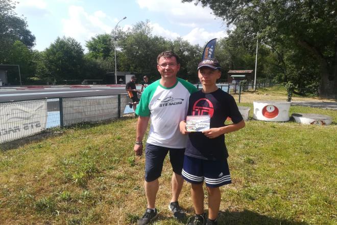 5ème cf piste 1/5 touring, gt, formule france et f1 à angoulême club arca16 les 6 et 7 juillet 2019