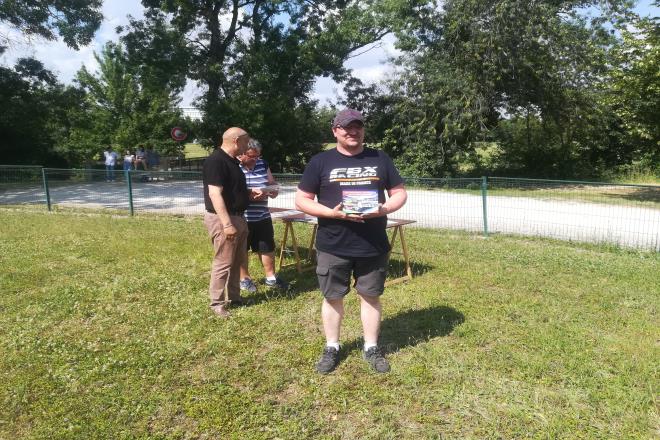5ème cf piste 1/5 touring, gt, formule france et f1 à angoulême club arca16 les 6 et 7 juillet 2019