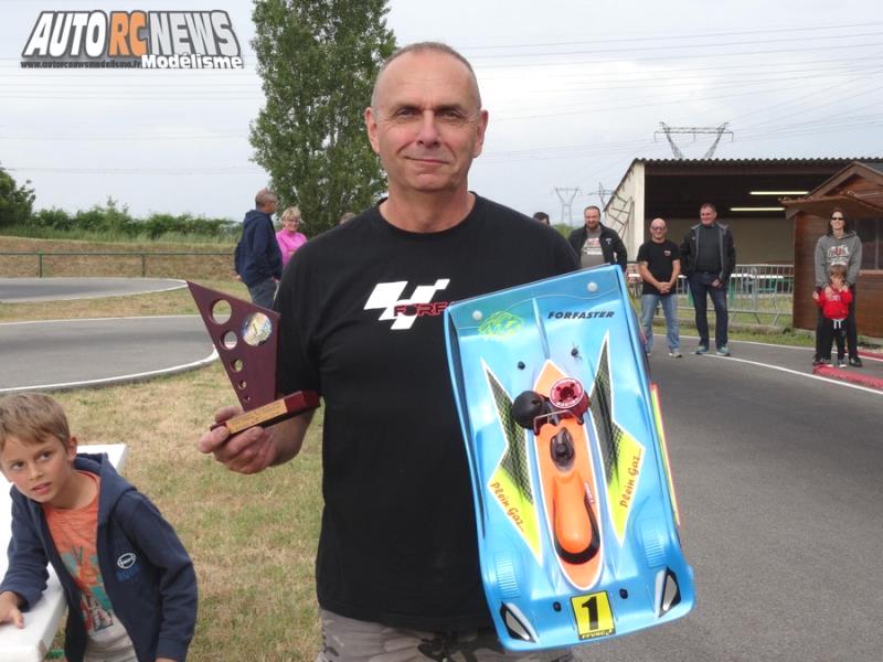 reportage 4ème cf piste 1/8ème classique et brushless à beaumont monteux club bmvrc les 8 et 9 juin 2019