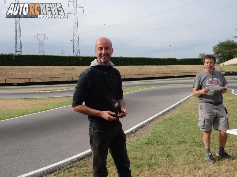 reportage 4ème cf piste 1/8ème classique et brushless à beaumont monteux club bmvrc les 8 et 9 juin 2019