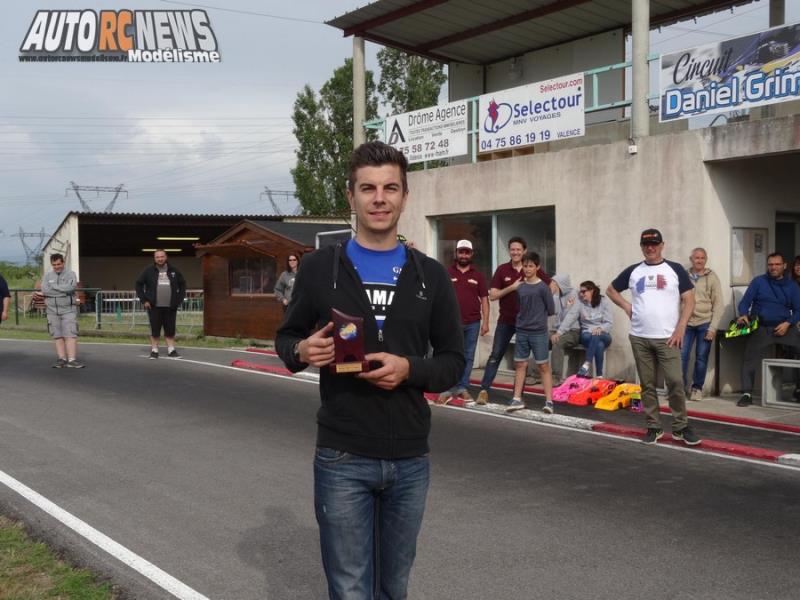 reportage 4ème cf piste 1/8ème classique et brushless à beaumont monteux club bmvrc les 8 et 9 juin 2019