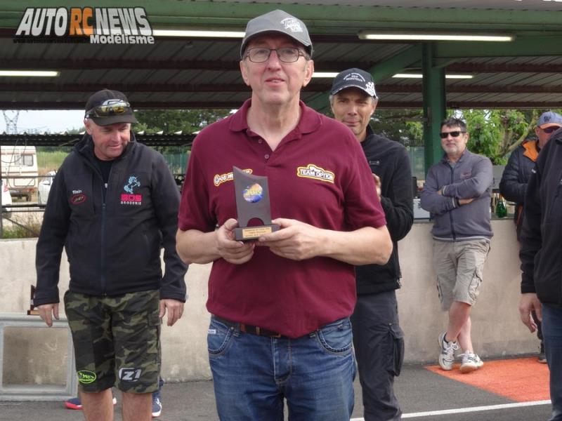 reportage 4ème cf piste 1/8ème classique et brushless à beaumont monteux club bmvrc les 8 et 9 juin 2019