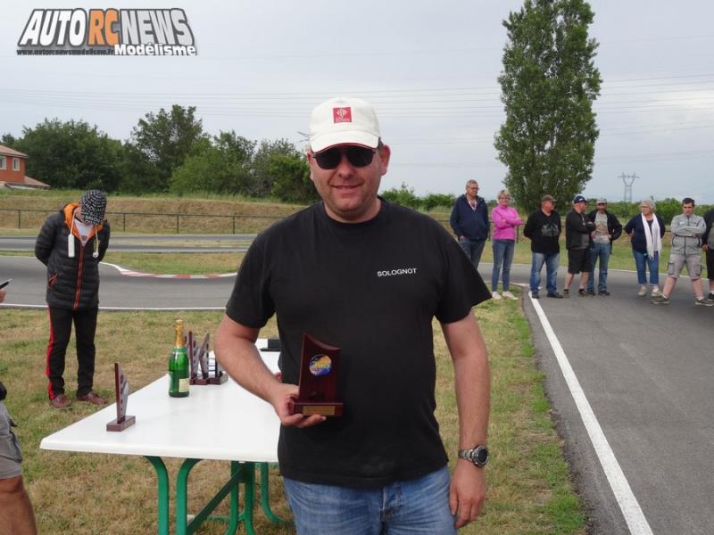 reportage 4ème cf piste 1/8ème classique et brushless à beaumont monteux club bmvrc les 8 et 9 juin 2019