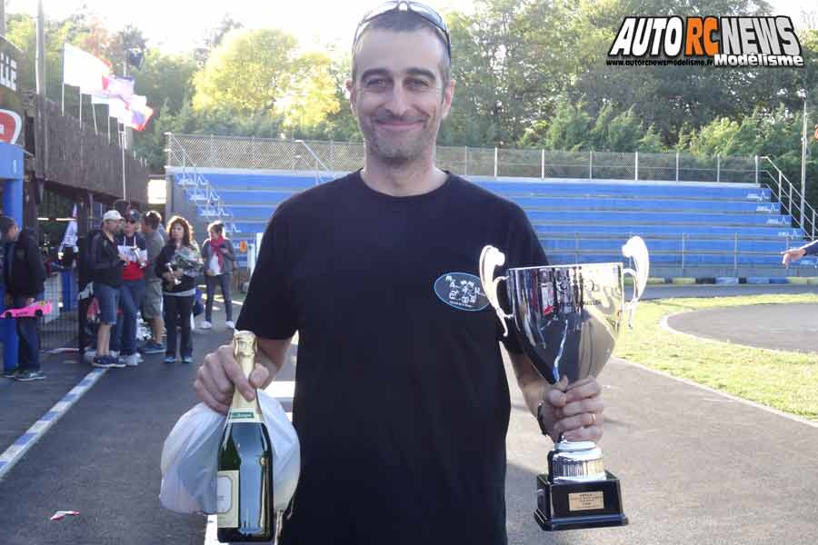 coupe de france piste 1/8 classique et brushless à gergovie club armca les 12 et 13 octobre 2019