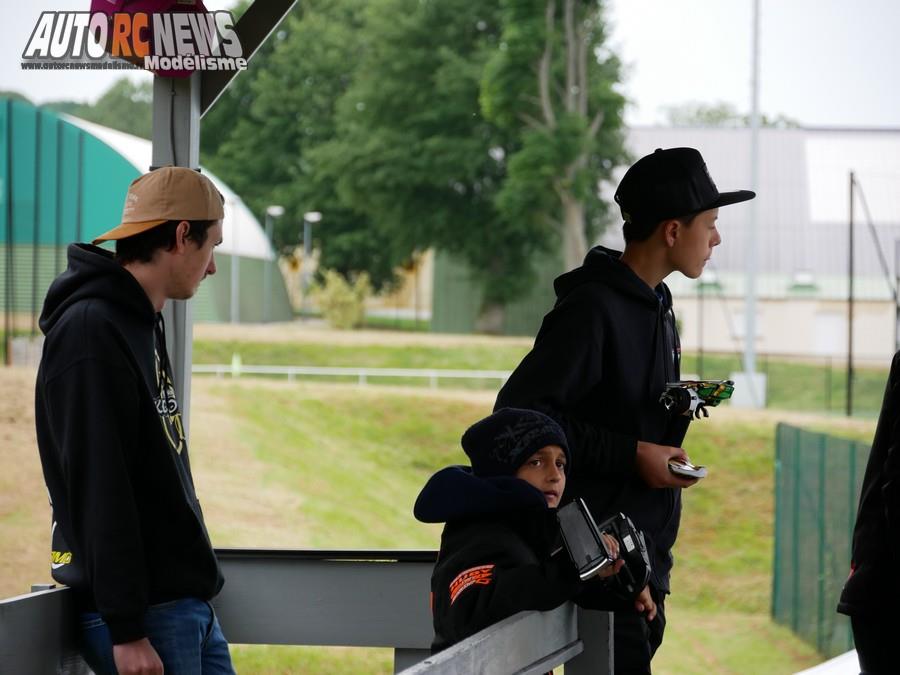 4ème cf tt 1/10 électrique à dammartin en goele club mccd les 8 et 8 juin 2019