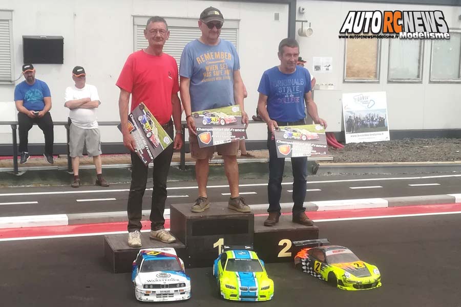 4ème manche challenge piste 1/5 mcd xr5 et mini cooper t2m/fg à chateaubourg club cpbvrc 22 et 23 juin 2019