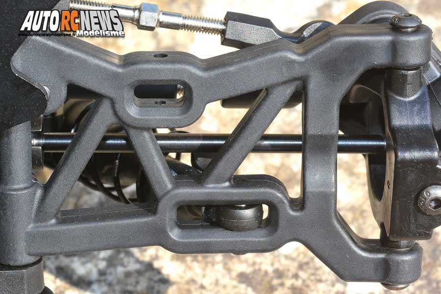 essai t2m pirate 8.6 rtr 1/8 4wd thermique version 2019 réf : t4794or et t4794bu by t2m à faulquemont